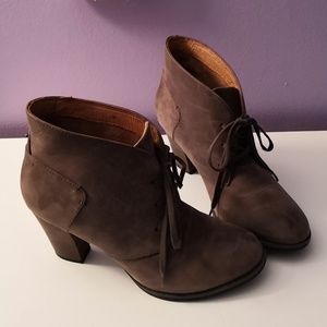 Beautiful Clark's Indigo Boots